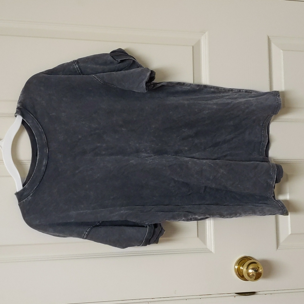 Wild Fable Gray T-shirt